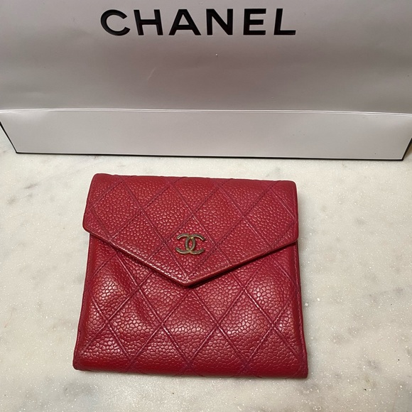 Chanel Pink Caviar Wallet - Picture 2 of 8